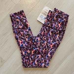 NWT Fabletics High-Waisted Powerhold 7/8